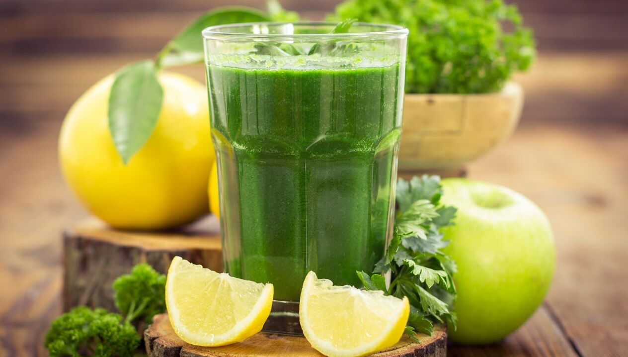 Smoothie with parsley to increase potency